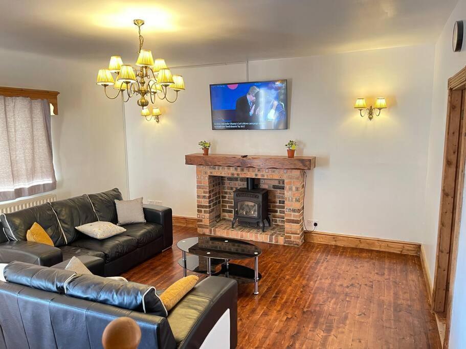 Park Terrace Professional Let Villa Bedlington Exterior photo