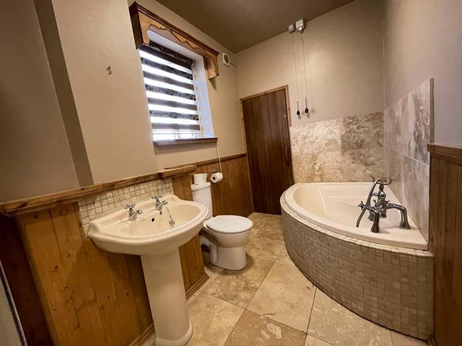 Park Terrace Professional Let Villa Bedlington Exterior photo
